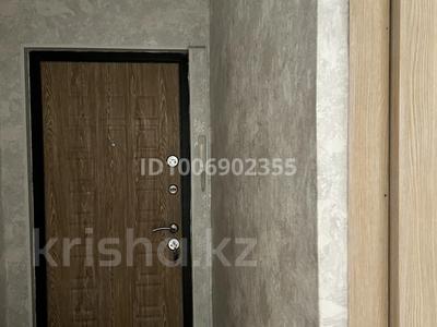 2-бөлмелі пәтер · 48 м² · 1/5 қабат, Аманжолова 15, бағасы: 150 000 〒 в Жезказгане