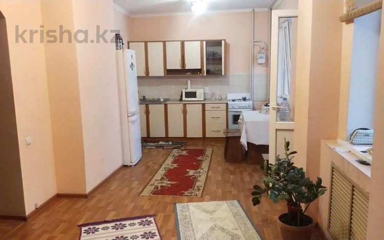 2-комнатная квартира, 56 м², 7/10 этаж, проспект Алии Молдагуловой