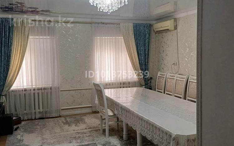Жеке үй · 4 бөлме · 600 м² · 600 жүзд., Қазыбек би 64/1, бағасы: 17 млн ₸ в Шардара — фото 15