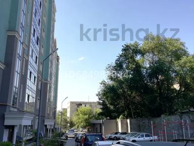 2-комнатная квартира, 68 м², 7/9 этаж, мкр Мамыр, Афцинао за 65 млн 〒 в Алматы, Ауэзовский р-н
