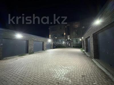 3-бөлмелі пәтер · 120 м² · 3/3 қабат, Қадыр Мырза-Әли ш/а., С Камалова — Теннисный корт дворец школьников, бағасы: 70 млн ₸ в Уральске, мкр Кадыра Мырза-Али
