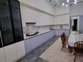 4-комнатная квартира · 164 м² · 1/10 этаж, 18А мкр 7 за 74 млн ₸ в Актау — фото 19