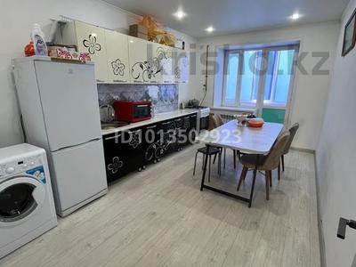 2-бөлмелі пәтер · 67 м² · 1/3 қабат, Копбергенова 50/2, бағасы: 18 млн ₸ в Уральске