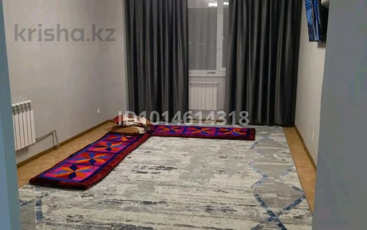 3-бөлмелі пәтер · 89 м² · 3/12 қабат, Жаңа қала 11 көше 23/3 — Мұз айдыны,арзан супермаркет, бағасы: 150 000 ₸ в Туркестане — фото 2