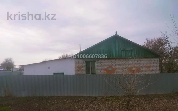 Отдельный дом · 4 комнаты · 70 м² · 10 сот., Буденого 89 — Джамбульская и Казахстанская за 8.5 млн ₸ в Аксае — фото 2