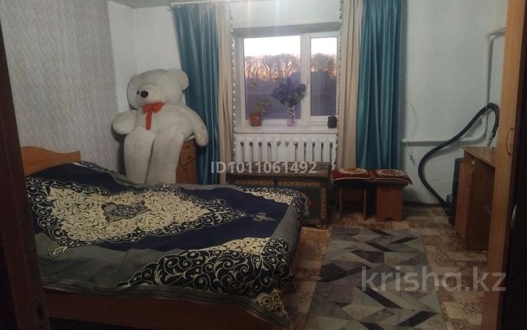 2-комнатная квартира · 56 м² · 1/2 этаж, 2 микрарайон 32 за 6.8 млн ₸ в Семее — фото 2
