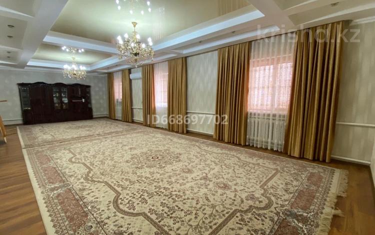 Отдельный дом • 5 комнат • 250 м² • 12 сот., Енбекши за 45 млн 〒 в Баскудуке — фото 2