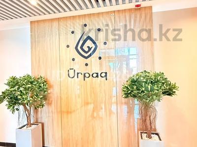 1-комнатная квартира · 35 м² · 1/9 этаж, мкр Центральный, Шайден Даулетова 2 — Махамбета, Атырау Жарық, остановка Чехова за 19.1 млн 〒