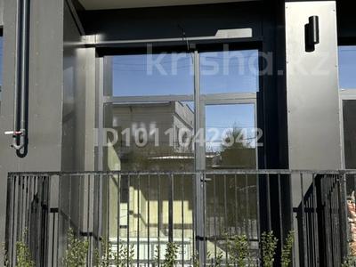 1-бөлмелі пәтер · 35 м² · 1/9 қабат, мкр Центральный, Шайден Даулетова 2 — Махамбета, Атырау Жарық, остановка Чехова, бағасы: 18.6 млн 〒