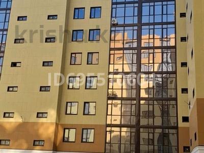 2-бөлмелі пәтер, 88.4 м², 9/10 қабат, Ульяны Громовой 18, бағасы: 23 млн 〒 в Уральске