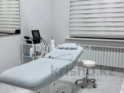 Медцентры и аптеки, кабинеты и рабочие места · 23 м² за 250 000 ₸ в Астане