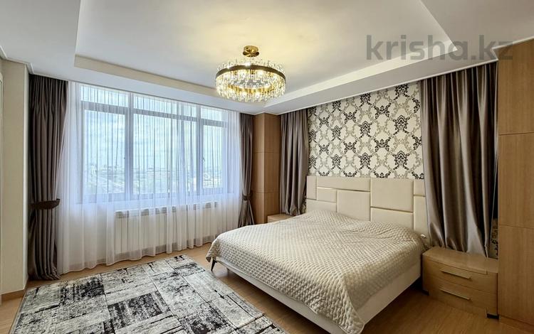 3-комнатная квартира · 95 м² · 6/32 этаж, Р. Кошкарбаева 2 за 73 млн ₸ в Астане, Сарайшык р-н — фото 2