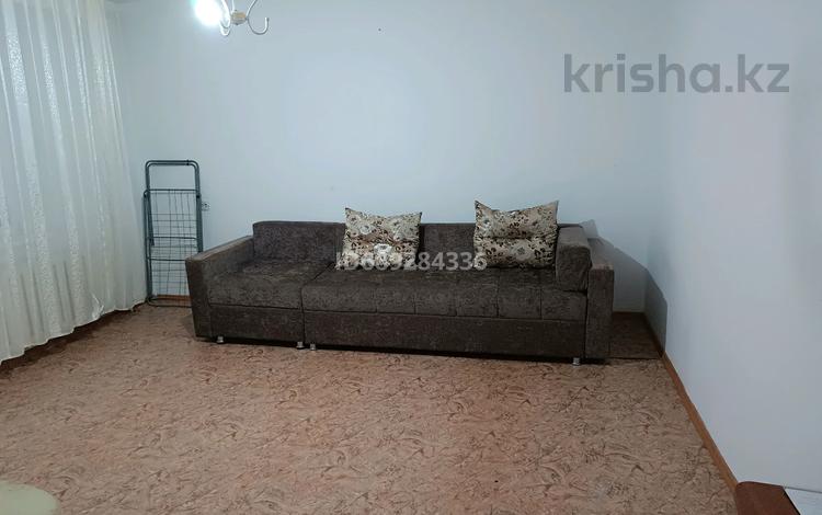 2-бөлмелі пәтер · 54 м² · 7/9 қабат, мкр Юго-Восток, Мкр Юго-Восток, 30й микрорайон 17 — Гапеева-Рыскулова, бағасы: 20 млн ₸ в Караганде, Казыбек би р-н — фото 2