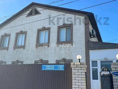 Отдельный дом · 8 комнат · 336 м² · 14 сот., мкр Лесхоз-2, Тажигали Садыкова 19 за 74 млн ₸ в Атырау