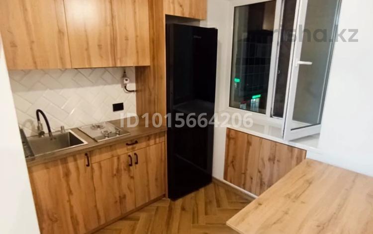 1-комнатная квартира · 27 м² · 3/5 этаж, Иманова 2 — Набережная мкрн.Самал за 230 000 ₸ в Астане, Сарыарка р-н — фото 2