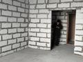 2-бөлмелі пәтер · 78.8 м² · 5/9 қабат, мкр Центральный, Достык 1 — Рахат- Драма театр, бағасы: 25 млн ₸ в Атырау — фото 12