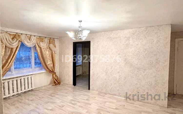 3-комнатная квартира, 56 м², 1/5 этаж, Парковая 94 — Гагарина Ленина за 7.9 млн 〒 в Рудном — фото 2