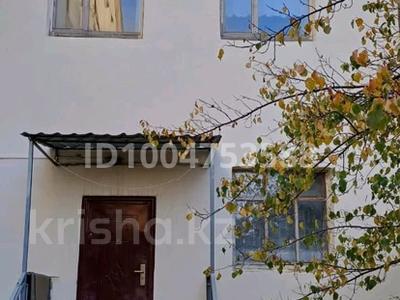 Отдельный дом · 5 комнат · 150 м², 3-й мкр 90 за 170 000 〒 в Актау