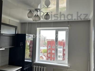 3-бөлмелі пәтер · 64 м² · 6/9 қабат, мкр Юго-Восток, Мкр Гульдер 1 15, бағасы: 29 млн ₸ в Караганде, Казыбек би р-н