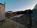 Отдельный дом · 4 комнаты · 111 м² · 6 сот., мкр Атырау, Мукаш Жумагазиева 11а — 31 школа. СВЕТОФОР за 250 000 ₸ — фото 4