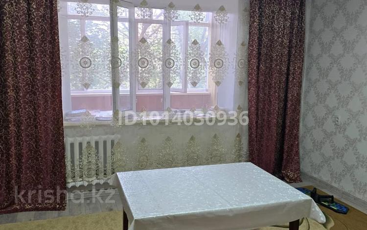 2-комнатная квартира · 70 м² · 2/5 этаж, Абая 42 за 200 000 ₸ в Сатпаев — фото 2