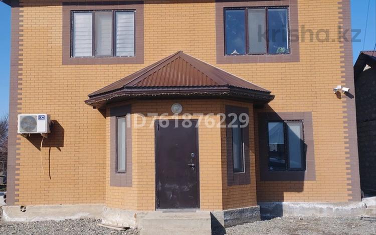 Отдельный дом · 7 комнат · 220 м² · , Грушовая 12/14 за 80 млн ₸ в Атырау — фото 2