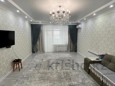 3-комнатная квартира · 119.4 м² · 9/10 этаж, мкр. Алтын орда, Тауелсиздик 18А за 47 млн 〒 в Актобе