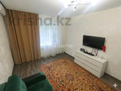 2-комнатная квартира · 60.4 м² · 2/5 этаж, мкр Кокжиек, Геологов 10б за 29.2 млн ₸ в Алматы, Жетысуский р-н