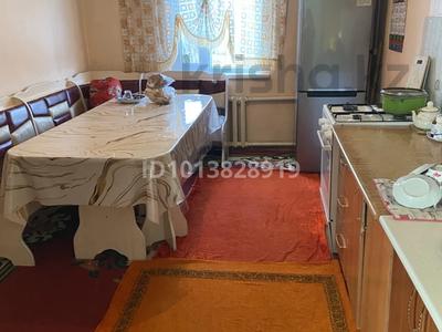 Жеке үй · 4 бөлме · 95 м² · 15 жүзд., Мамбетаева 15 — Аль Фараби, бағасы: 7 млн ₸ в Шу