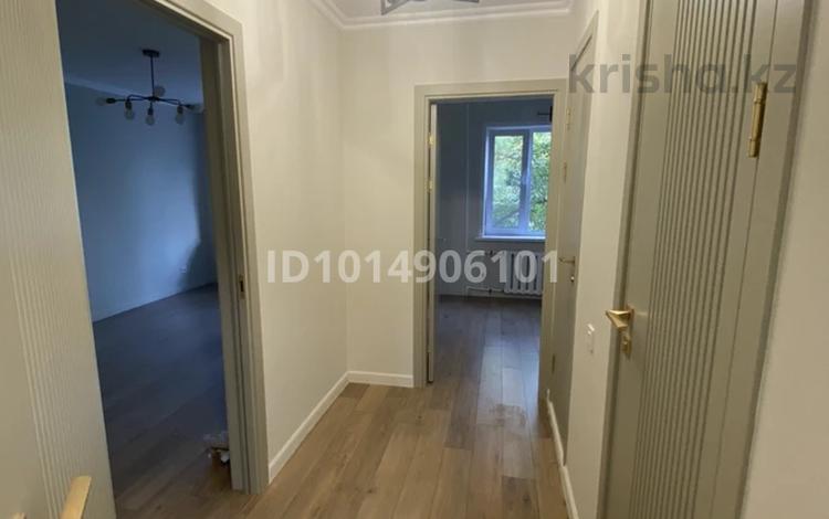 5-бөлмелі пәтер · 100 м² · 3/9 қабат, 6 микрорайон 35 а, бағасы: 40.5 млн ₸ в Темиртау — фото 2