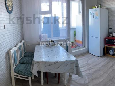2-бөлмелі пәтер · 100 м² · 9/9 қабат, 5 4, бағасы: 100 000 ₸ в Аксае
