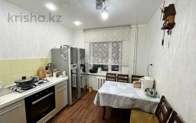 4-комнатная квартира · 80 м² · 4/10 этаж, Би Боранбая 43 за 36 млн ₸ в Семее — фото 2