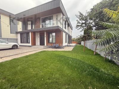 Отдельный дом · 6 комнат · 300 м² · 8 сот., мкр Казахфильм за 485 млн ₸ в Алматы, Бостандыкский р-н