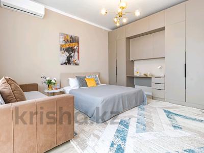 1-комнатная квартира · 40 м² · 5/10 этаж, Толе би 59 — Хан шатыр/ Зелёный квартал за 22 000 ₸ в Астане, Есильский р-н