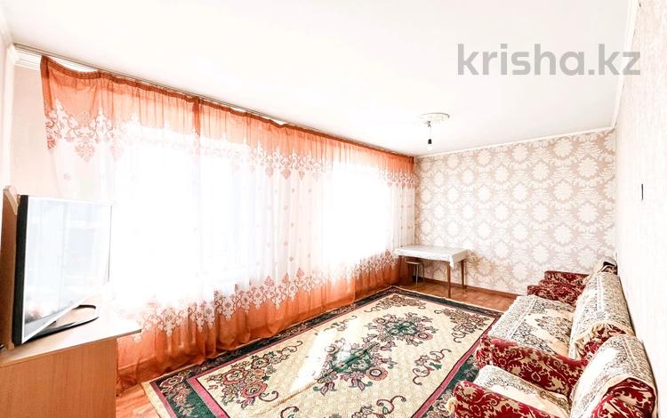 3-комнатная квартира, 57 м², 5/5 этаж, Жетысу за 12.5 млн 〒 в Талдыкоргане, мкр Жетысу — фото 2