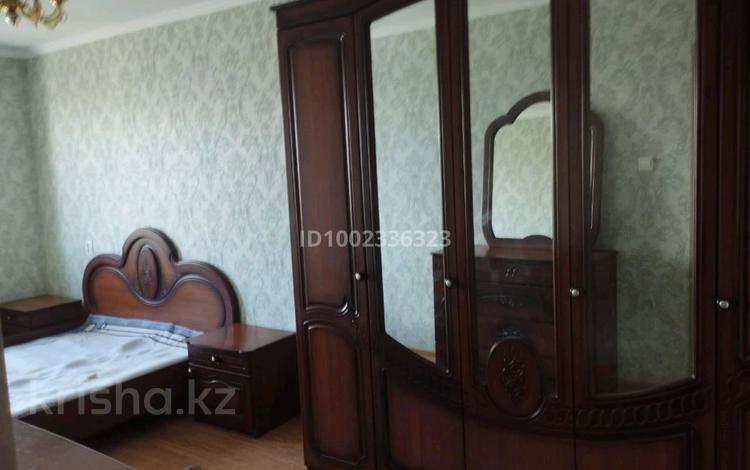 4-комнатная квартира · 80.6 м² · 4/5 этаж, 16-й микрорайон, 16-й микрорайон 31 — Көктем базардың арты, Кәусар за 32 млн 〒 в Шымкенте, Аль-Фарабийский р-н — фото 2