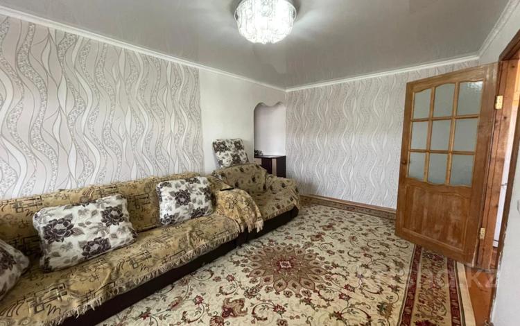 2-комнатная квартира, 46 м², 4/5 этаж, независимости за 7.5 млн 〒 в Темиртау — фото 2