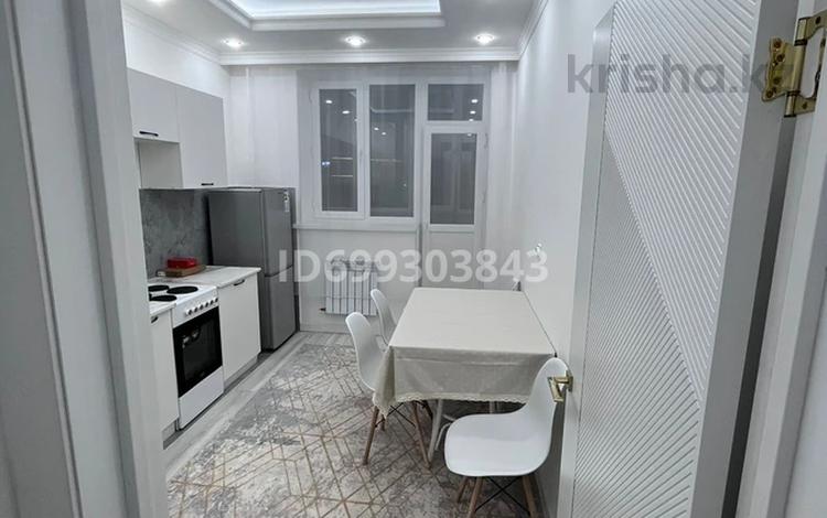 2-бөлмелі пәтер · 66 м² · 4/9 қабат, Жубан Молдагалиева 10, бағасы: 280 000 ₸ в Астане, Есильский р-н — фото 10