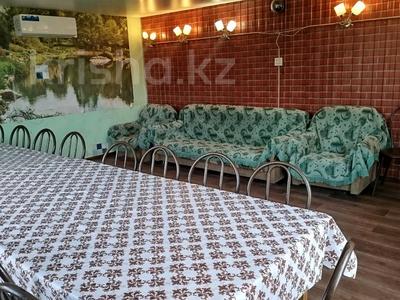 Жеке үй · 3 бөлме · 80 м², Тобольская, бағасы: 30 000 ₸ в Костанае