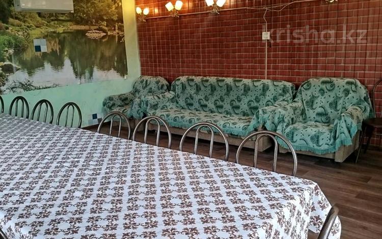 Дом · 3 комнаты · 80 м², Тобольская за 30 000 ₸ в Костанае — фото 26