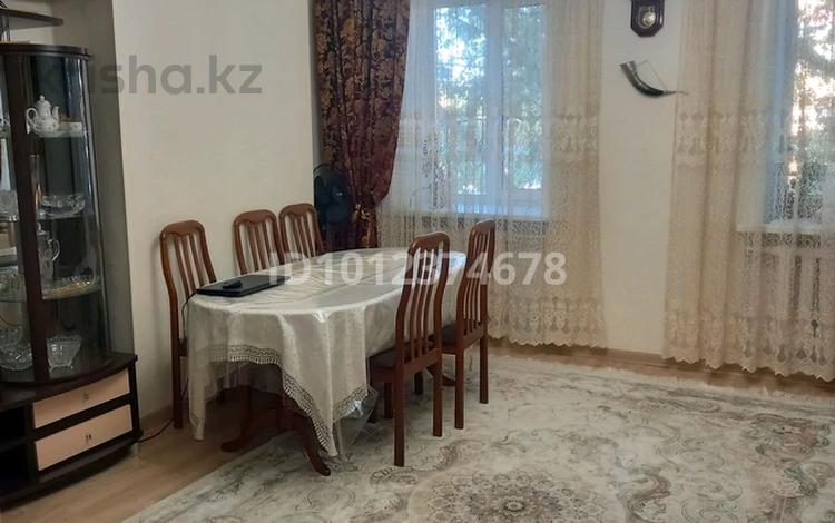 2-комнатная квартира · 50.5 м² · 2/3 этаж, мкр Новый Город, Абая 44 — Пересечение Гоголя Абая за 23.5 млн ₸ в Караганде, Казыбек би р-н — фото 2