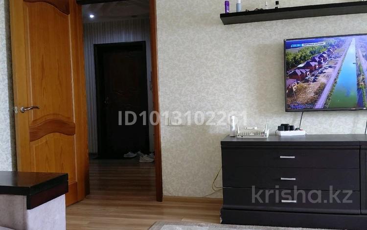 3-комнатная квартира · 90 м² · 12/16 этаж, Мкр «Самал» — Бараева-Республика за 450 000 ₸ в Астане, Сарыарка р-н — фото 2