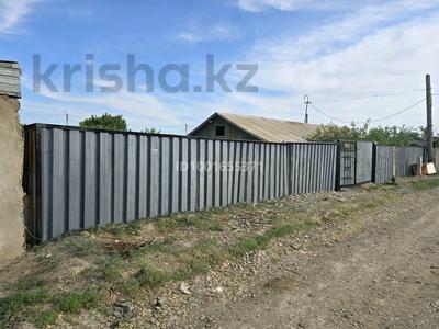 Жер үй мен саяжайлар в Улытау обл.: Үйдің бір бөлігі · 4 бөлме · 100 м² · 8 сот., Шарипова 10 — Магазин Ольга, бағасы: 15.5 млн 〒 Үйдің бір бөлігі · 4 бөлме · 100 м² · 8 сот., Шарипова 10 — Магазин Ольга, бағасы: 15.5 млн 〒 в Жезказгане