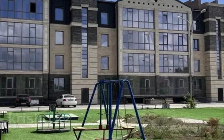 3-комнатная квартира · 72 м² · 2/4 этаж, мкр Городской Аэропорт, Алтын-Арка 20 за ~ 31.7 млн ₸ в Караганде, Казыбек би р-н — фото 2