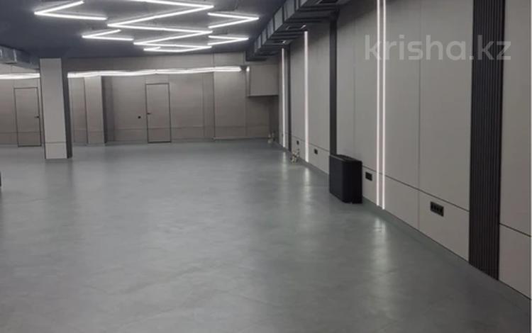 Свободное назначение, офисы, магазины и бутики, склады, общепит, салоны красоты, фитнес и спорт, медцентры и аптеки, образование, развлечения, конференц-залы, кабинеты и рабочие места · 435 м² за ~ 4.4 млн 〒 в Алматы, Медеуский р-н — фото 8
