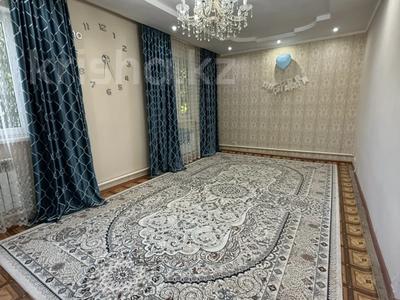 Отдельный дом · 3 комнаты · 75 м² · 5 сот., Калменова 23 — 52 школа за 21 млн ₸ в Уральске