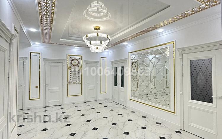 4-бөлмелі пәтер · 170 м² · 4/11 қабат, 31Б мкр 8, бағасы: 69 млн ₸ в Актау — фото 2