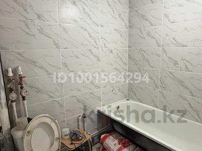 Продажа квартир в Западно-Казахстанской обл.: 2-комнатная квартира · 44 м² · 5/5 этаж, Исаева 83 за 13 млн 〒 2-комнатная квартира · 44 м² · 5/5 этаж, Исаева 83 за 13 млн 〒 в Уральске, мкр Школьник