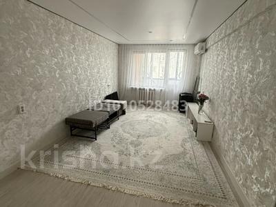 3-комнатная квартира · 60 м² · 3/5 этаж, Авангард 3,74 — Рядом находится церковь и библиотека за 20 млн ₸ в Атырау, мкр Авангард-3
