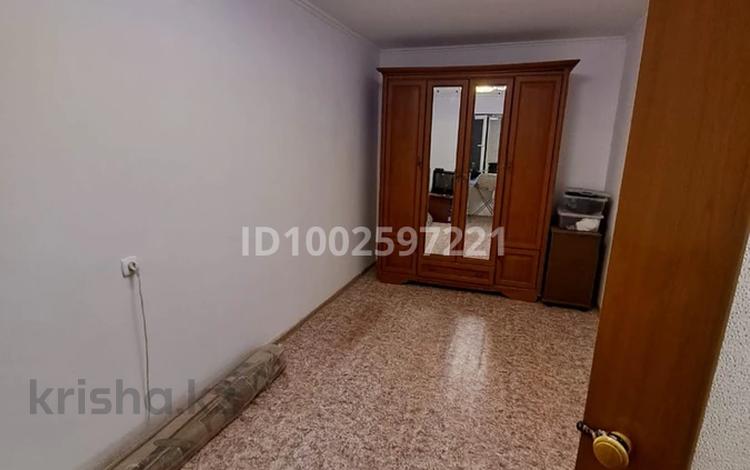 2-бөлмелі пәтер · 50 м² · 5/5 қабат, Гарышкерлер 40 — Гарышкерлер, бағасы: 12 млн ₸ в Жезказгане — фото 2